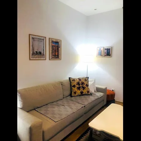 Cozy One-bedroom In The