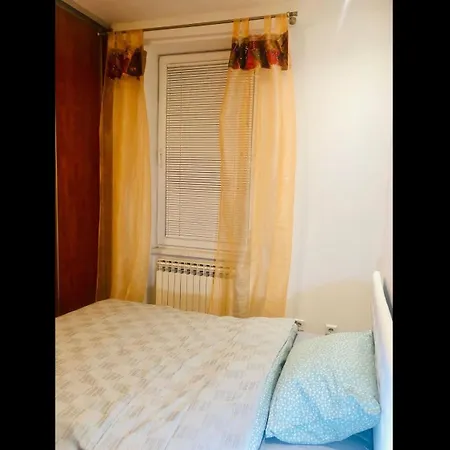 Cozy One-bedroom In The شقة سراييفو