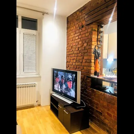 Cozy One-bedroom In The *